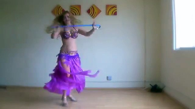 Pakistan - Beautiful Girl Cuban Belly dancer _ H.D