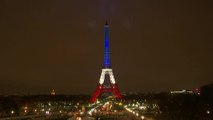 La Tour Eiffel aux couleurs du drapeau tricolore