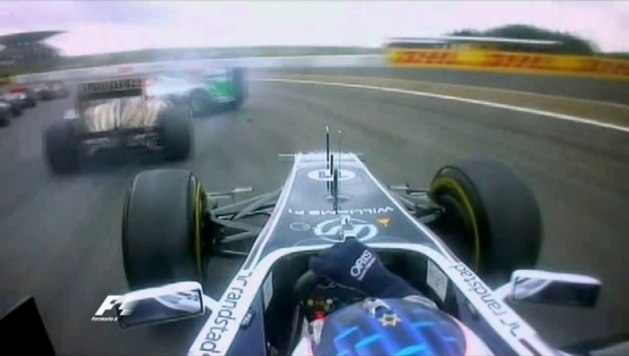 Heidfeld and di Resta Crash in Germany 2011