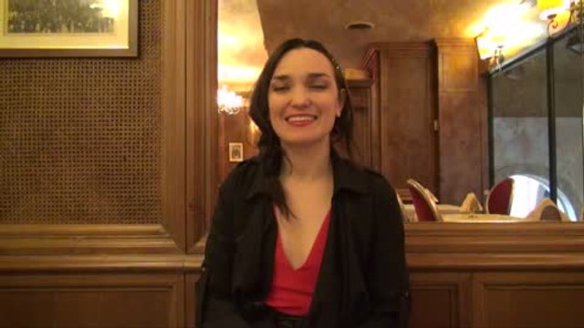 Angelique Cavallari tra cinema e teatro: 'Credo nella bellezza dell'arte, può fare del bene'