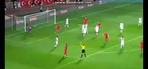 Arda Turan FANTASTIC CHANCE  Turkey vs Greece 17.11.2015