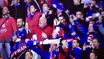France national anthem sang by both English and French fans - Friendly Match 2015 HD
