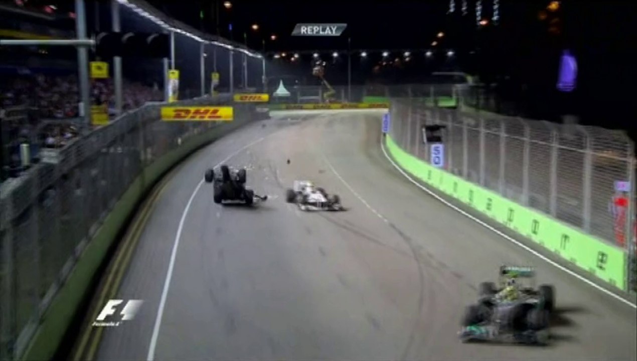 Schumacher Crash in Singapore 2011