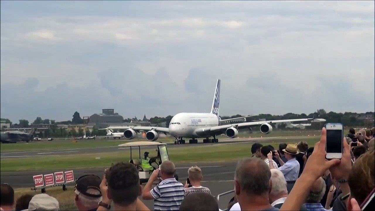 Airbus A 380 display at Farnborough Air Show 2014