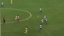 James Rodriguez pousse son coéquipier et obtient la faute - Colombie vs. Argentine