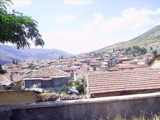 ANAM AĞLAR BAŞUCUMDA