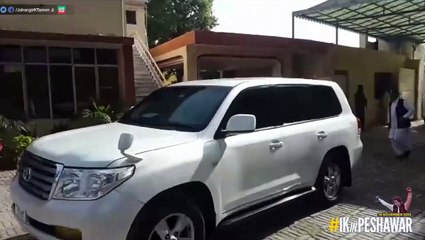 Imran Khan Reached Peshawar With Pervez Khattak, Watch Exclusive Video