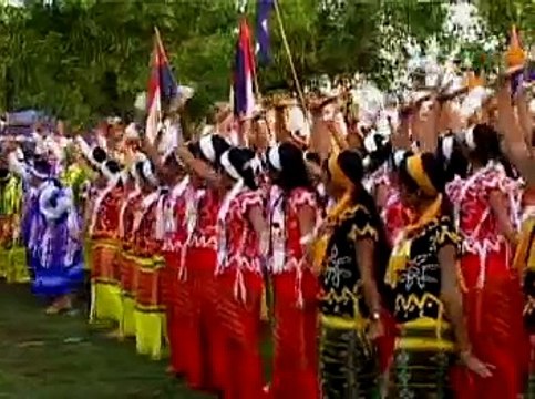 Poe Karen Song Shee Shee ; Klai Lar Poe Eh Lar Sue (Official MV GSC)