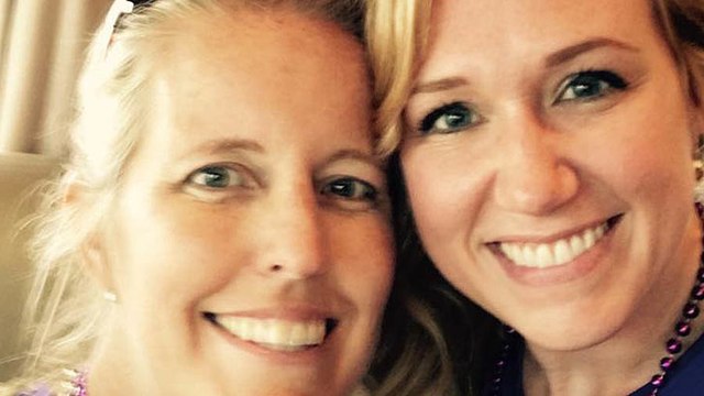 Florida Woman Swipes Right, Ends Up Donating Kidney to Total Stranger