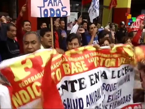 Peru: Health Workers Attacked by Police, Continue Protests