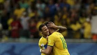 Incredible Renato Augusto Goal Brazil vs Peru 3-0 All Goals & Highlights 17.11.2015 HD