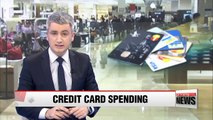 Credit card spending by foreign visitors tumbled in Q3