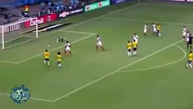 اهداف مباراة البرازيل و بيرو 3-0 هدف فيليبي لويس تصفيات كاس العالم 2018 18_11_2015 HD