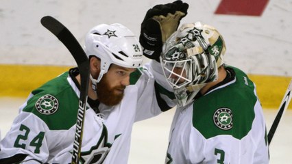 Hat Trick: Stars First to 15 Wins