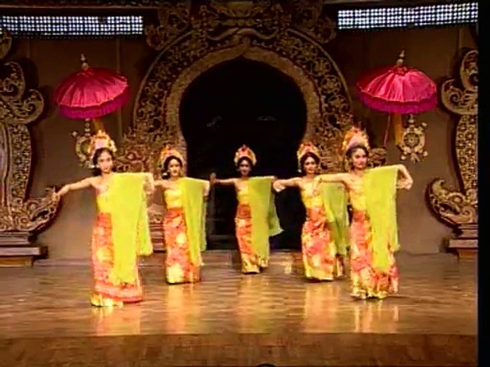 TARI PUSPANJALI