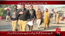 Peshawar Lady Reading Hospital Ky Doctors Ki Hartal Jari – 18 Nov 15 - 92 News HD