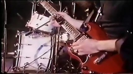 Black Sabbath - (1970) Behind the Wall of Sleep (Live Paris) (Sous Titres Fr)