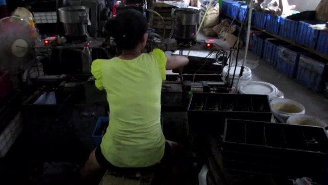 Importar de China, Agente de Compras: Bisagras de Librillo para Puertas / Production 4