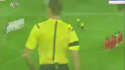 Minute de silence avant Turquie-Grèce (17-11-2015)