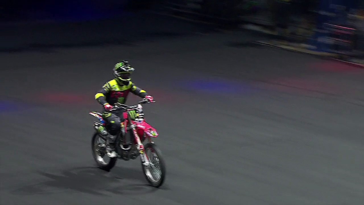 Josh Sheehan - whip vancouver | Nitro Circus