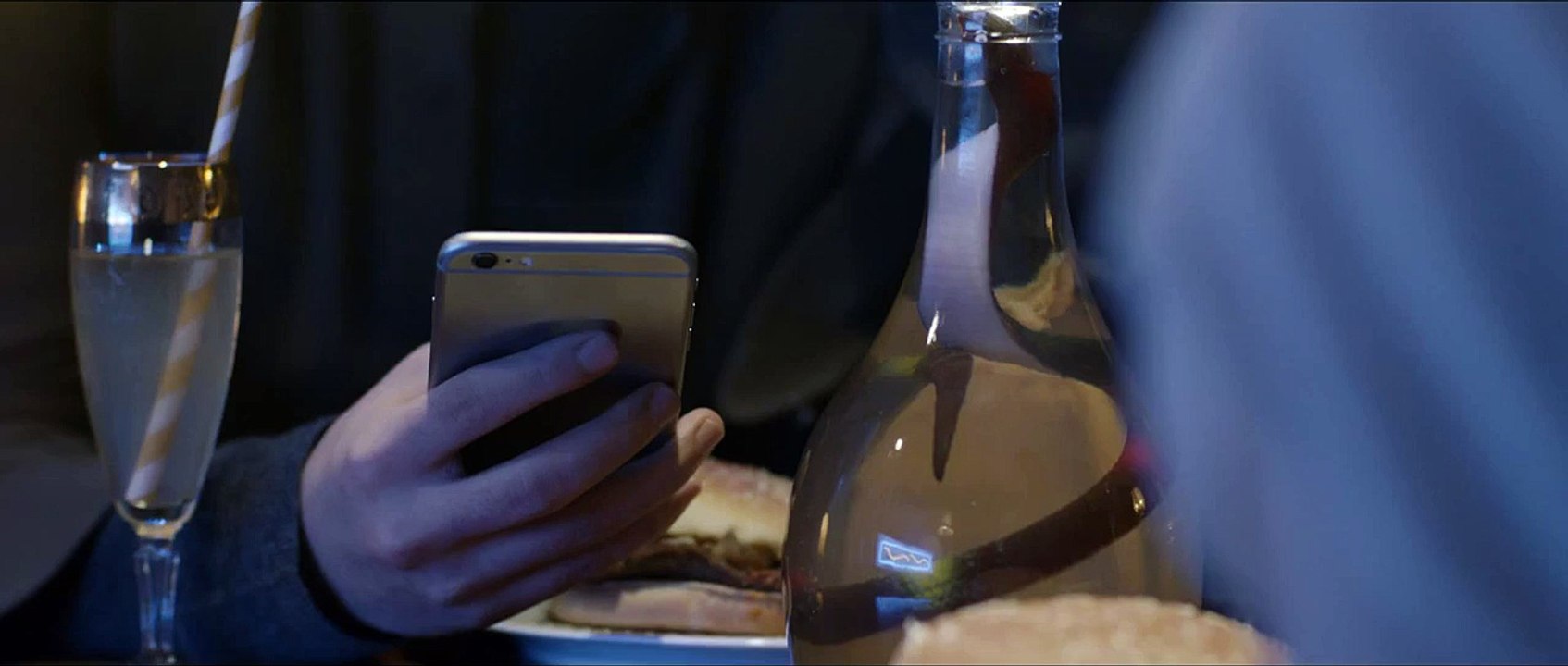 LEE HONG GI ~ INSENSIBLE MV