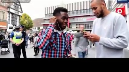 İlk defa Kuran-ı Kerim dinleyen yabancıların ne tepki verdi?