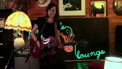 Say hi to Lucie (REPLAY) (2015-11-18 11:39:55 - 2015-11-18 12:03:50)