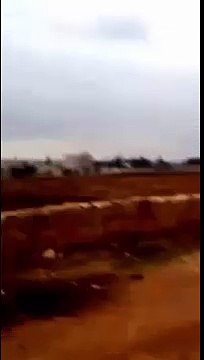 Russian missile, filmed over the province of Idlib on the way to Raqqa