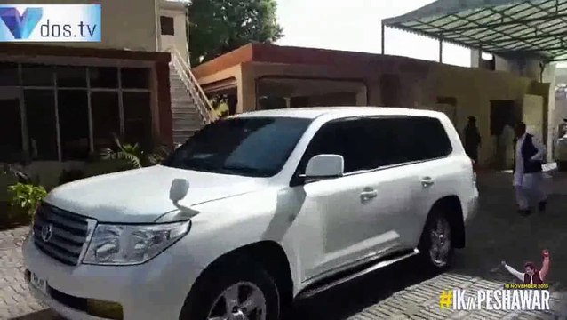 Imran Khan Reached Peshawar With Pervez Khattak, Exclusive Video!