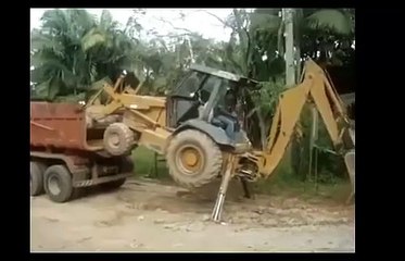 This Things Happens Only In India (A must see)