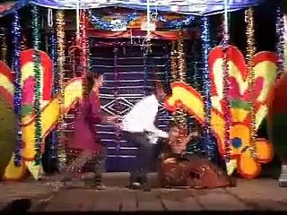 Hilarious Video Of Indian Stage Show Goes Viral On Internet