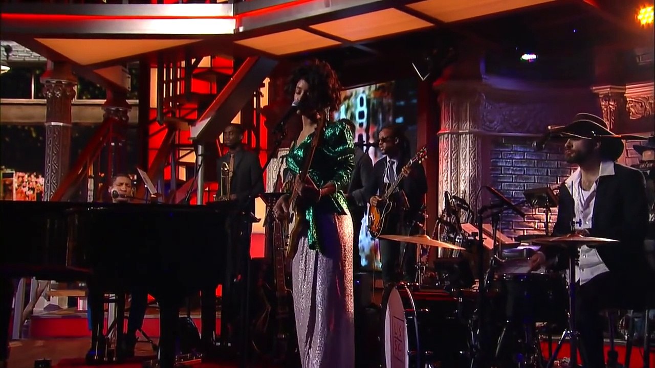 Lianne La Havas Sings Green And Gold
