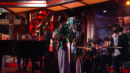 Lianne La Havas Sings Green And Gold