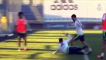Isco scored a fantastic goal after tricking the goalkeeper in Real Madrid training