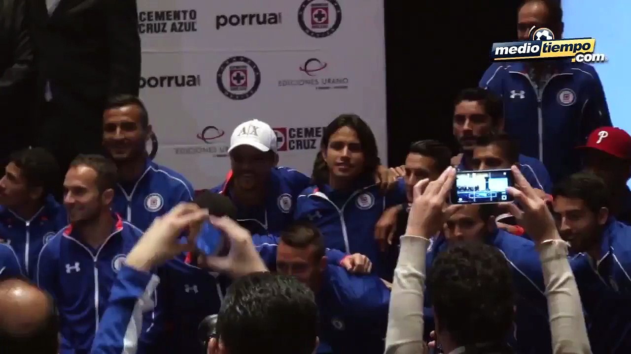 Libro de 50 años de C. Azul, casi dos años tarde