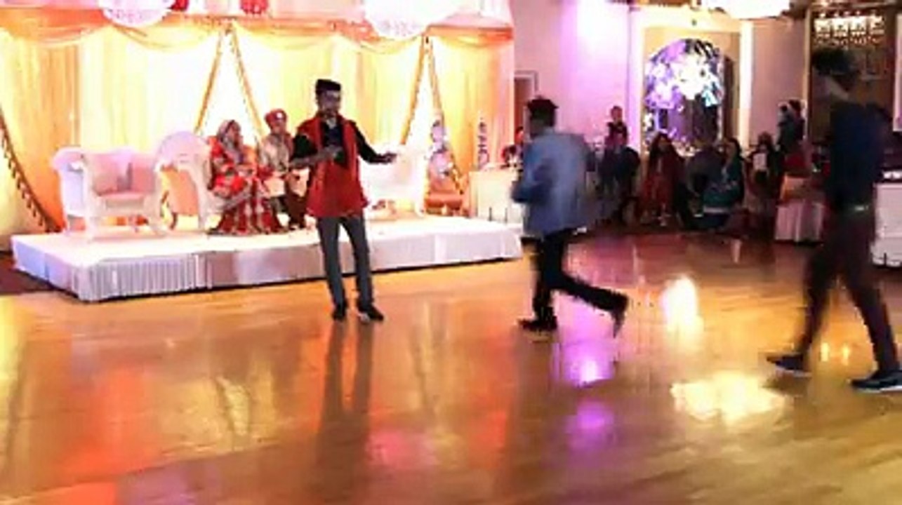Best Mehndi Dance