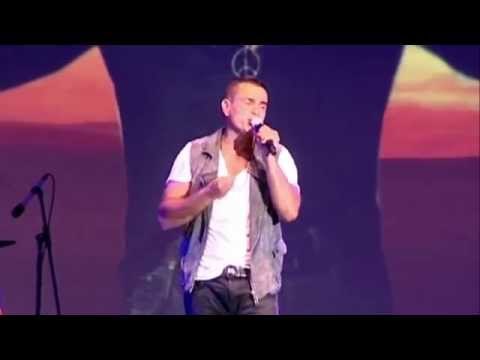 Amr Diab - Yehmak Fe Eh (Dubai 2010) عمرو دياب - يهمك في أيه