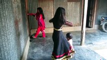 Bangla Little Girl Awesome Dancing- পিচ্চি মেয়ের মাথা নষ্ট করা নাচ