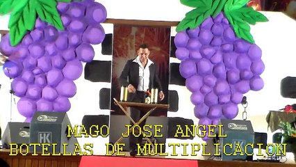 MAGO JOSE ANGEL Y BOTELLAS DE MULTIPLICACION