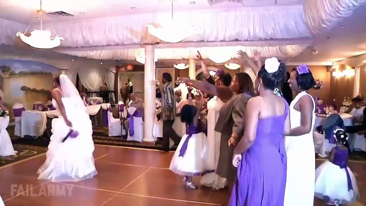 4Ultimate Wedding Fails 2015 Funniest Wedding Fails (4)