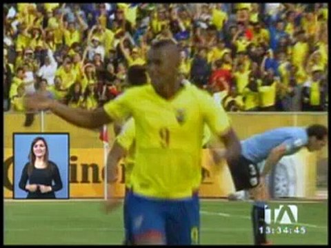 Jugadores de la Tri fueron recibidos con honores y aplausos