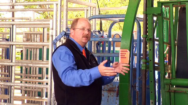 University of Tennessee Veterinary Medical Center Veterinarians Talk about Grass Tetany