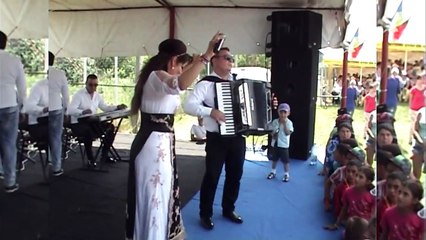 Live Violeta Constantin si Fratii Burcea din Giurgiu la Ziua comunei Botoroaga 2015