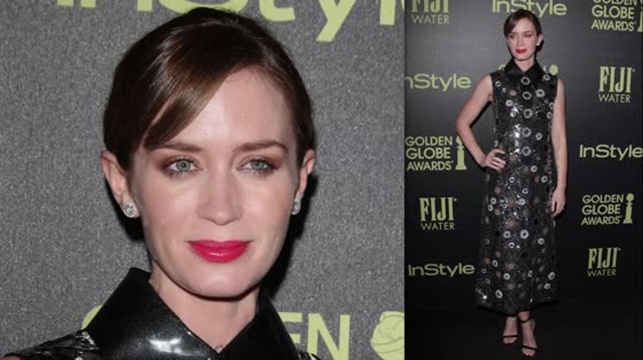 Emily blunt glänzte bei dem golden globes event
