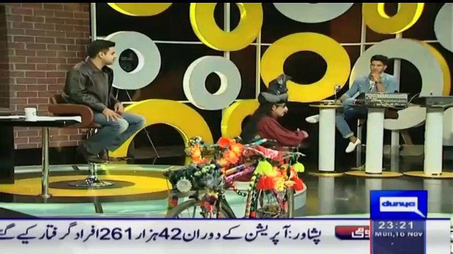 Iftikhar Thakur Making Fun Of Nawaz Sharif In Mazaaq Raat