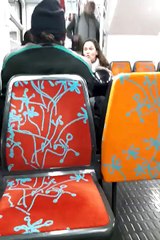 Une femme agresse un homme en djellaba dans le RER