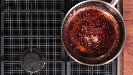 Tips Menghilangkan Kerak pada Penggorengan| Kiat 004