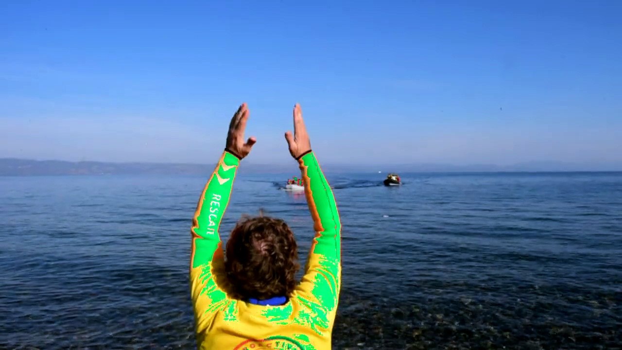 Migrants reach Lesbos island after tough journey