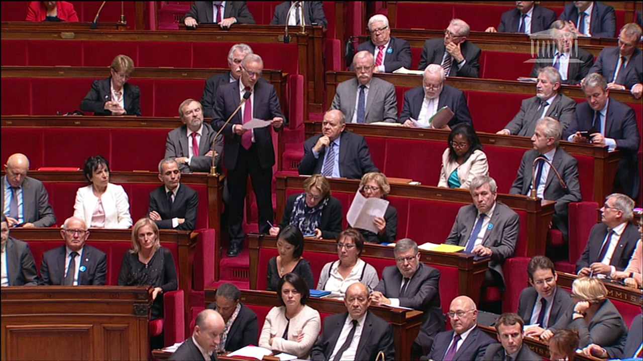 Il n'y aura "aucune de complaisance" vis-à-vis de ceux qui financent le terrorisme, annonce Laurent Fabius