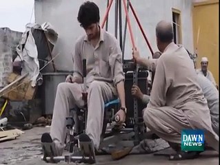 پشاور میں دو بھائیوں نے مل کر چند لاکھ روپے میں الٹرارائٹ ہیلی..